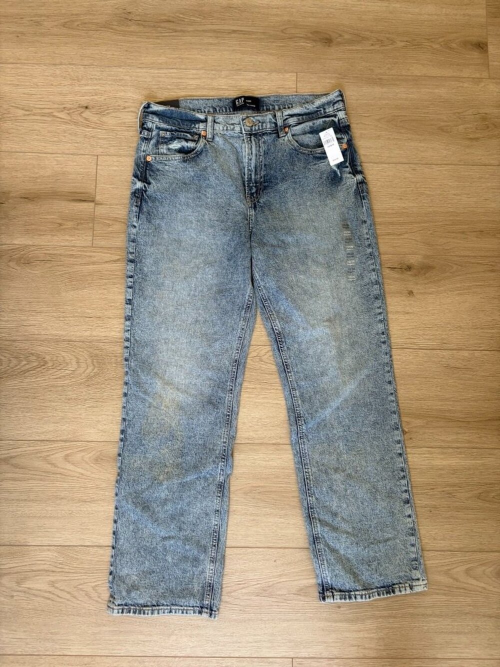 GAP 90s Loose Demin -NWT